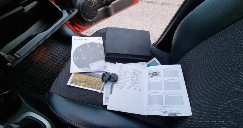 Toyota Yaris cena 30900 przebieg: 148000, rok produkcji 2011 z Sławno małe 466